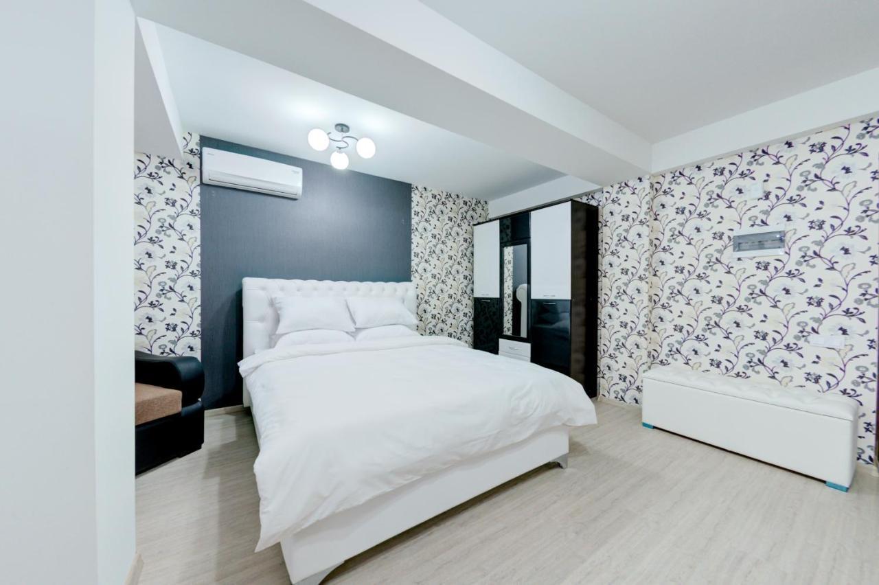צ'יסינאו Catherine Hotel מראה חיצוני תמונה